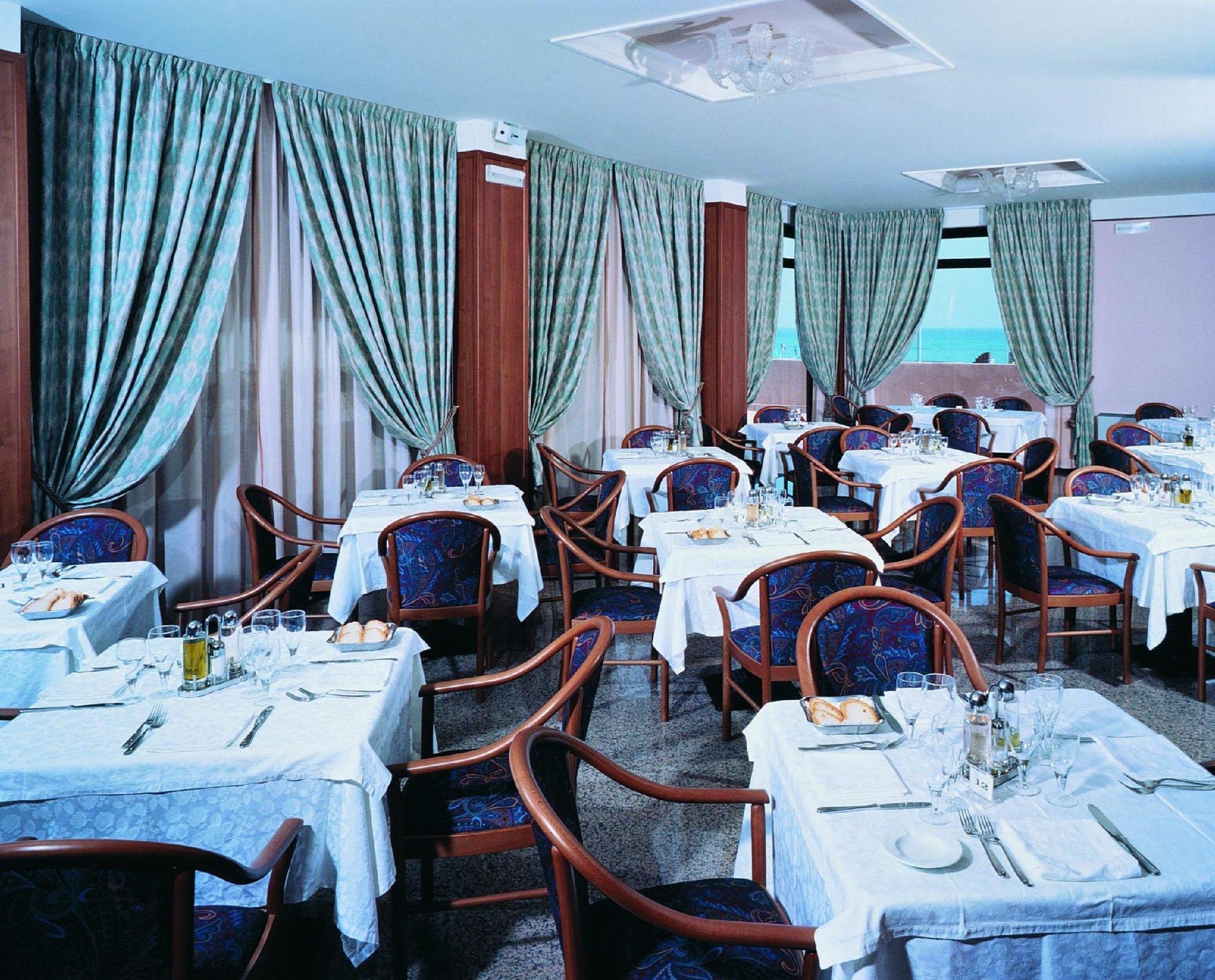 Hotel Rossini Pesaro Restauracja zdjęcie